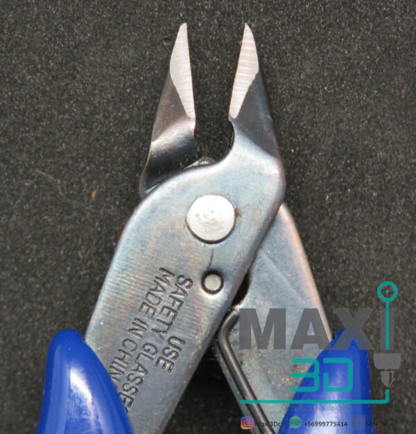 Alicate cortante de precision